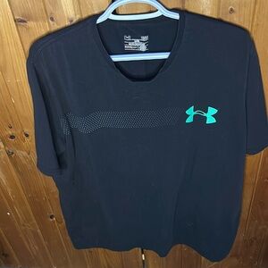 Under armour tee shirt